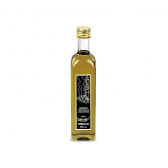Extra virgin olive oil with black truffle